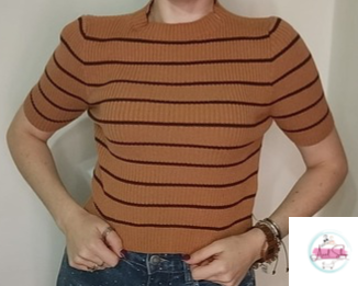 T-shirt in maglia elasticizzata a righe