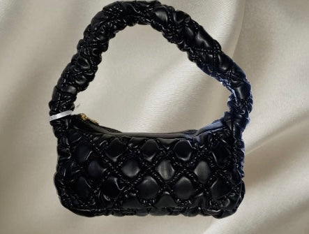 Borsa Trapuntata Nera con Manico Arricciato