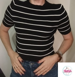 T-shirt in maglia elasticizzata a righe